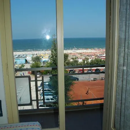 Hotel Camay 2*