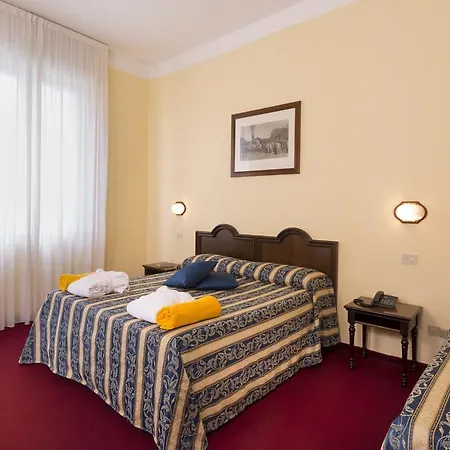 Milano Helvetia - In Centro Con Piscina Otel 3*