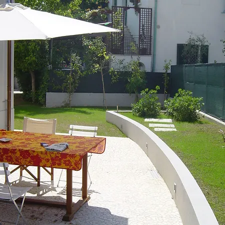 Ceccarini Aparthotel 2*