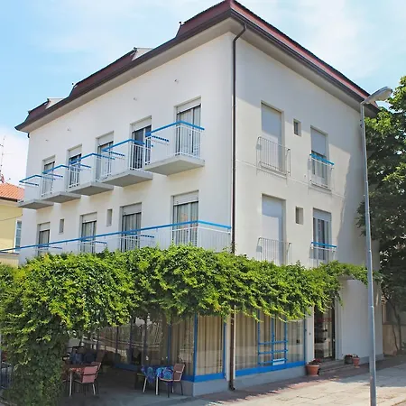 Montefiore *