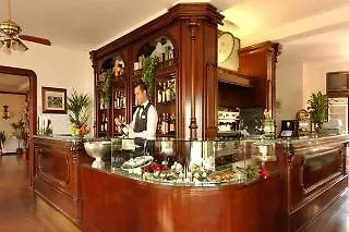 Otel Milano Helvetia - In Centro Con Piscina 3*