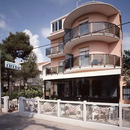 Hotel Iride Suite, Breakfast&brunch - Ideale Per Famiglie E Coppie Riccione