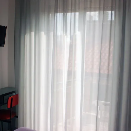 Caravelle Hotel