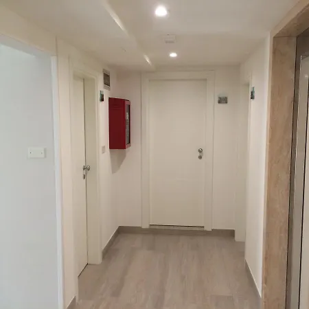 Szálloda Pigalle 2*
