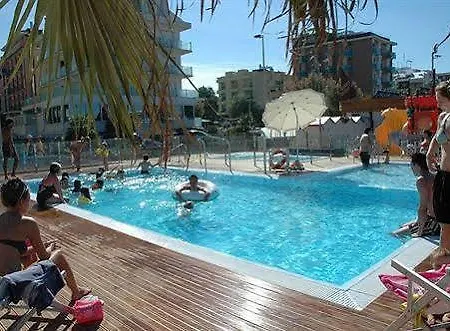 Hotell D-place & 4*