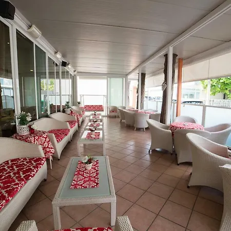 Aurelia 2* Riccione