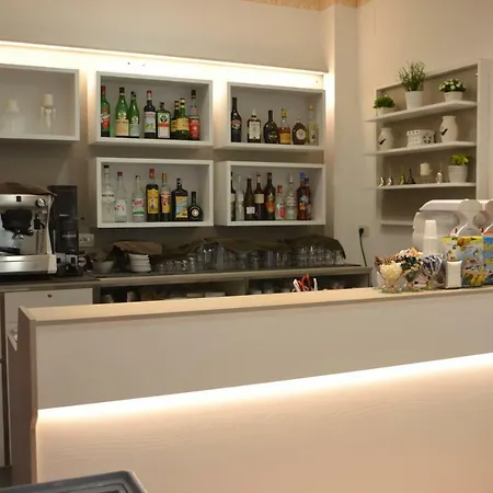 Aurelia Hotel