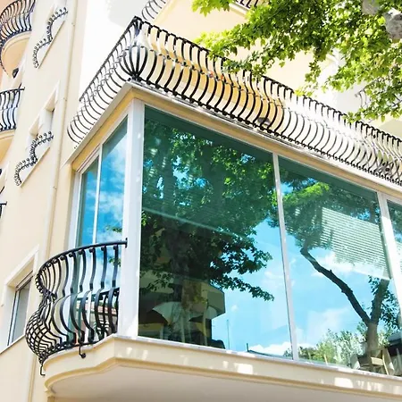 Szálloda Aria Di Mare - Bed & Brunch In Centro A Riccione