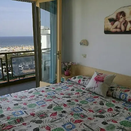 Camay Hotel 2*