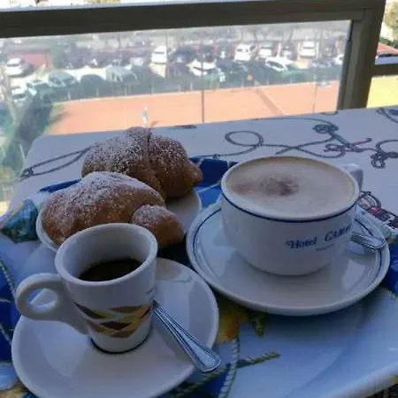 Hotel Camay 2*